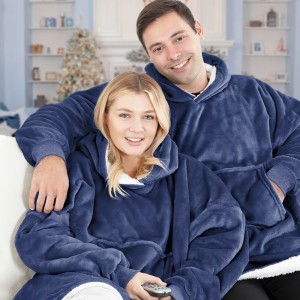 Толстовка плед с капюшоном HUGGLE HOODIE BLANKET большое теплое худи для дома синего цвета (212)