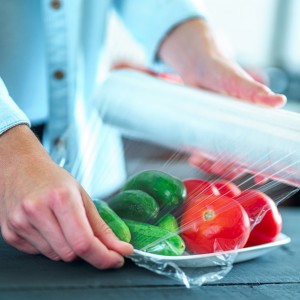 Харчова плівка для зберігання продуктів 100 метрів 7 мкм (30/1)