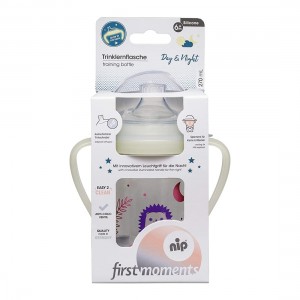 Тренировочная поилка Nip Первые моменты с ручками и мягким силиконовым носиком для девочки 35609, 270 мл. (TK) Тренировочная поилка Nip Первые моменты с ручками и мягким силиконовым носиком для девочки 35609, 270 мл. (TK)