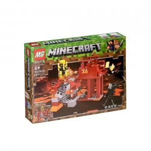 Детский конструктор Minecraft Адское подземелье 68010, 221 деталь 37х30х6см (593) Детский конструктор Minecraft Адское подземелье 68010, 221 деталь 37х30х6см (593)