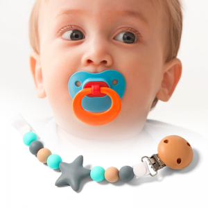 Силиконовый держатель для пустышек (бирюзовый с коричневым) BabyOno 719/01 (SB)