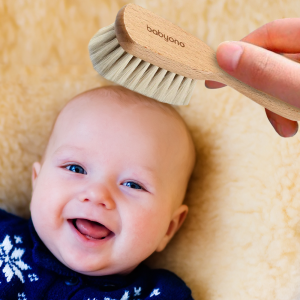 Щітка дерев'яна BabyOno 799  з натуральною мякою щетиною для новонароджених (SB)