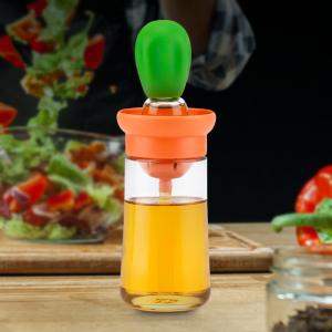 Стеклянная бутылочка для масла с силиконовой щеточкой 180 мл Зеленая (205)