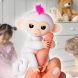 Інтерактивна іграшка для дітей ручна мавпочка Fingerlings білий