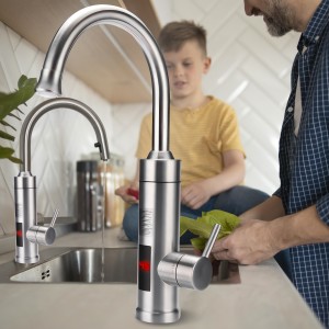 Проточний електричний водонагрівач насадка на кран Water Heater RY-020 з дисплеєм LCD 3000Вт Хром (205)