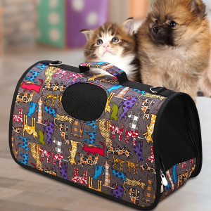 Сумка-переноска For Friends для кішок та собак White paws 42×25 M, Чорний з котами (626)