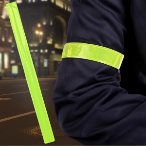 Светоотражающий браслет фликер на липучке 30см Салатовый (JS) Светоотражающий браслет фликер на липучке 30см Салатовый (JS)