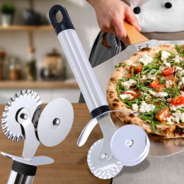 Двойной нож KitchenMaster для пиццы и пирога на 2 колеса  18.5 см (YAB)