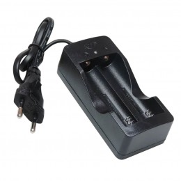  Универсальное зарядное устройство GH-SC01 для 2 аккумуляторов 18650 (3.7V) с кабелем (YAB)