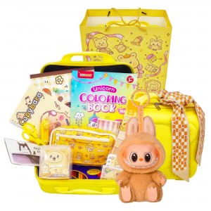 Набор канцелярии в желтом чемодане на 55+ предметов «Мишка» + игрушка ЛАБУБУ Серия 2 Набор канцелярии в желтом чемодане на 55+ предметов «Мишка» + игрушка ЛАБУБУ Серия 2