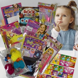 Дитячий набір-подарунок маленькому креативнику 9в1+сюрприз для дівчинки