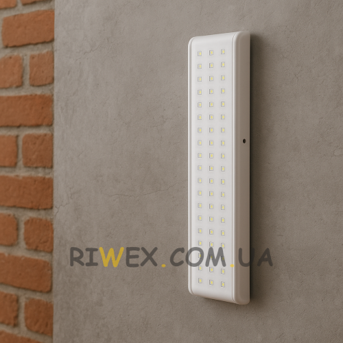 Акумуляторний світлодіодний світильник-лампа аварійного освітлення BRICO Ultra 90 LED 900Lm ip20 2400mAh