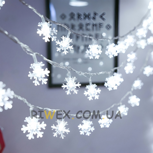 Світлоідодна LED гірлянда "Сніжинки" 3 метри на 3 АА батарейках Білий (ARSH)