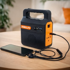 Зарядна станція-ліхтар з радіоприймачем і сонячною панеллю YoboLIFE LM-3609M 
