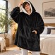 Тепла толстовка-плед HUGGLE HOODIE 80х100 см чорна унісекс з капюшоном, фліс та штучне хутро (4409/HU-25)