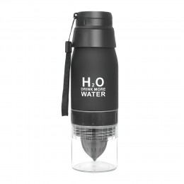 Спортивная бутылка для воды черная H-244 650 мл (бутылочка для зала) с соковыжималкой (237)