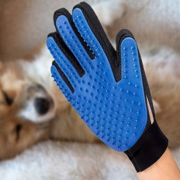 Массажная перчатка для вычесывания шерсти животных, собак, котов, кроликов True Touch пуходерка (237)