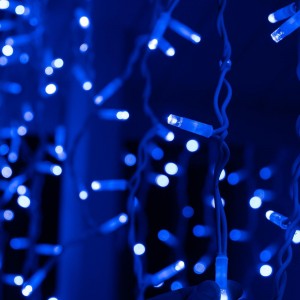 Уличная декоративная гирлянда "Бахрома" 120 LED крупный диод с белым проводом 3,30 х 0,7 м влагозащита IP65 синий цвет